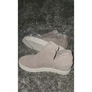 Steve Madden booties